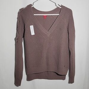 Guess V-Neck Sweater in Brown